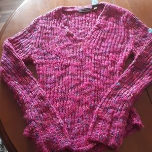 Long sleeve knit shirt